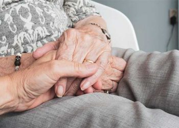 Hospitalstiftung: Geld für hilfebedürftige Senioren beantragen